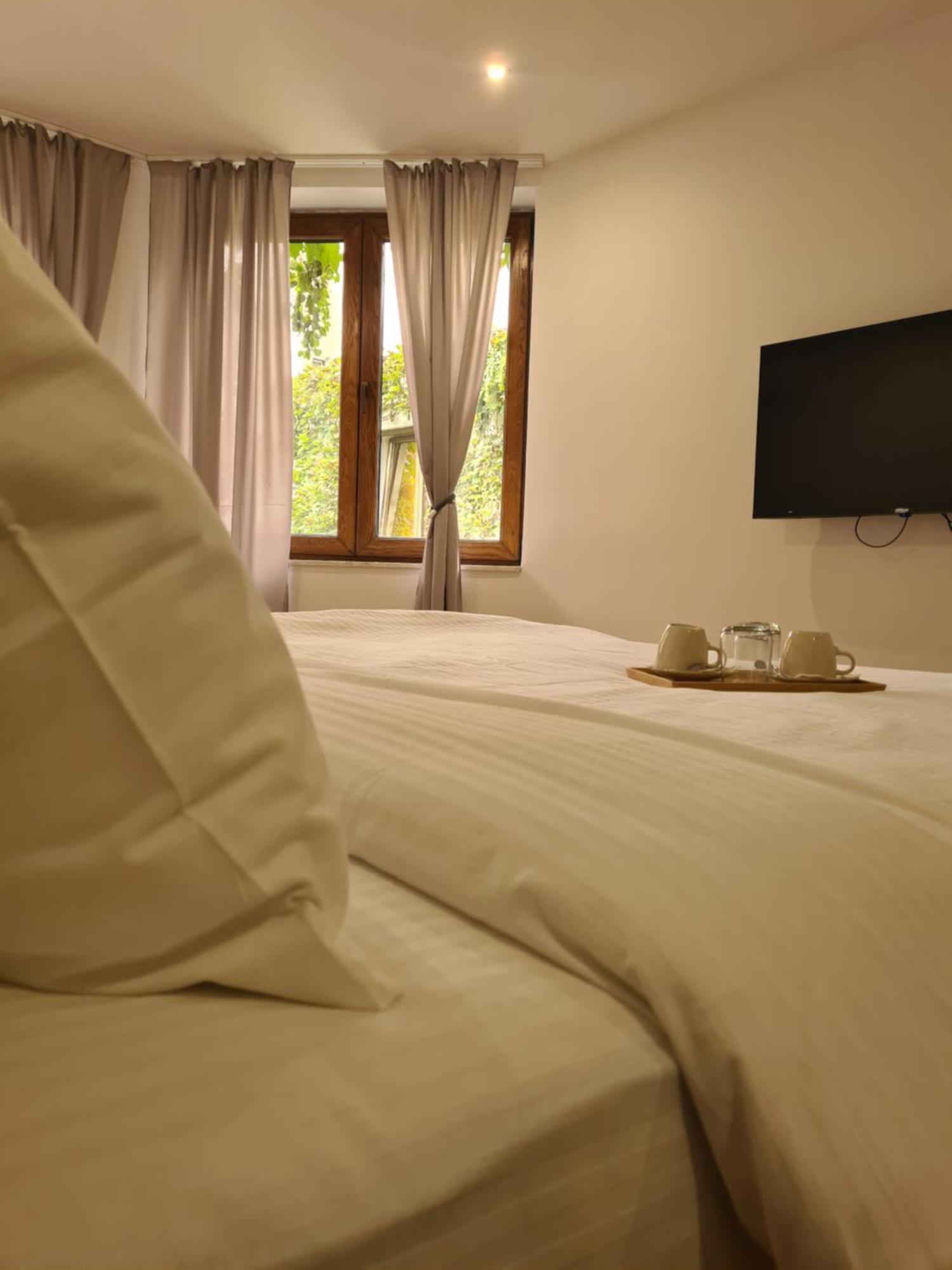 Fera Hotel Belgrado Buitenkant foto